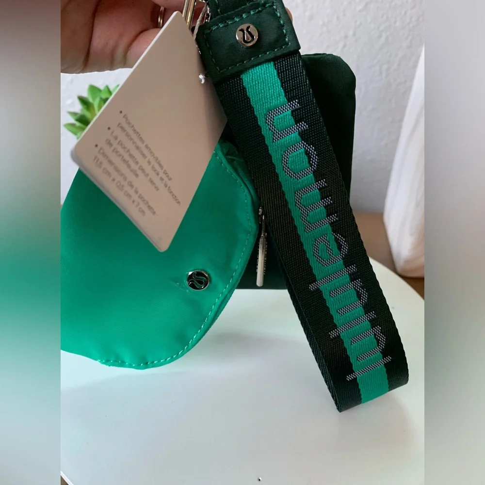 lululemon athletica brand new